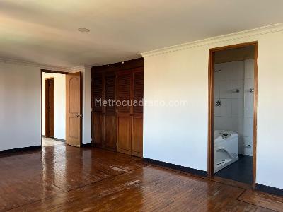 Apartamento de 3 alcobas en venta en Santa María De Los Ángeles, Medellín, 168 m² · foto 11 de 19