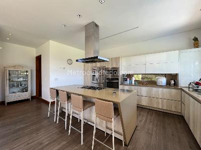 Casa de 4 alcobas en venta en Envigado, Envigado, 436 m² · foto 7 de 20