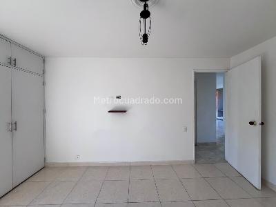 Apartamento de 3 alcobas en arriendo en Alejandría, Medellín, 106 m² · foto 10 de 14