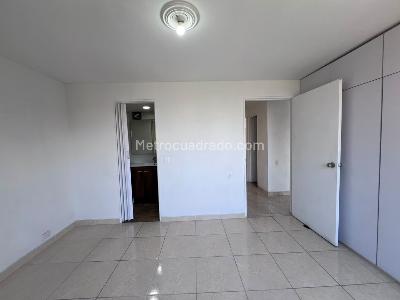 Apartamento de 3 alcobas en arriendo en Alejandría, Medellín, 106 m² · foto 7 de 14
