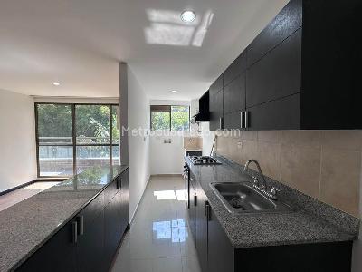 Apartamento de 1 alcoba en arriendo en Alejandría, Medellín, 65 m² · foto 7 de 14