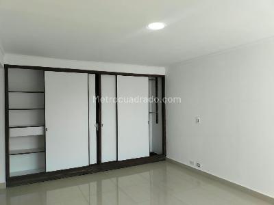 Apartamento de 3 alcobas en venta en Patio Bonito, Medellín, 180 m² · foto 13 de 19