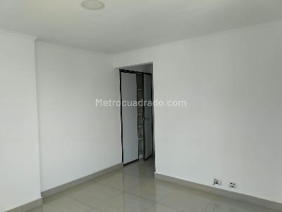 Apartamento de 3 alcobas en venta en Patio Bonito, Medellín, 180 m² · foto 15 de 19