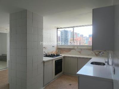 Apartamento de 3 alcobas en venta en Patio Bonito, Medellín, 180 m² · foto 5 de 19