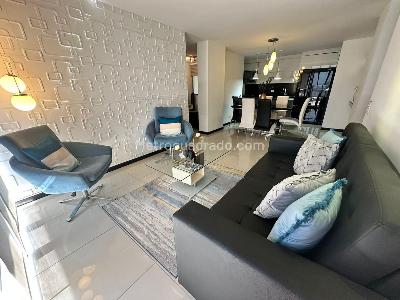 Apartamento de 3 alcobas en arriendo en Villa Carlota, Medellín, 85 m² · foto 3 de 14