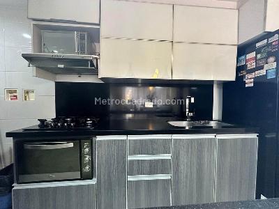 Apartamento de 3 alcobas en arriendo en Villa Carlota, Medellín, 85 m² · foto 4 de 14