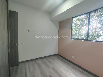 Apartamento de 2 alcobas en arriendo en El Poblado, Medellín, 64 m² · foto 13 de 16