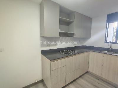 Apartamento de 2 alcobas en arriendo en El Poblado, Medellín, 64 m² · foto 5 de 16