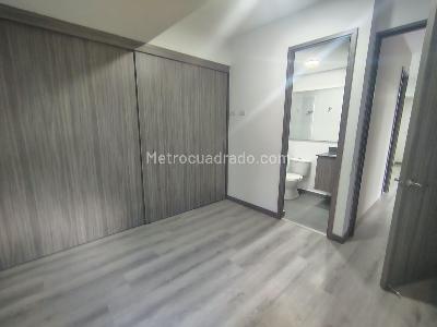Apartamento de 2 alcobas en arriendo en El Poblado, Medellín, 64 m² · foto 9 de 16