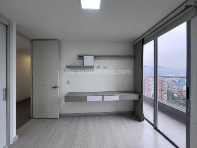 Apartamento de 3 alcobas en arriendo en Castropol, Medellín, 100 m² · foto 10 de 15