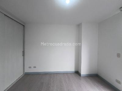 Apartamento de 3 alcobas en arriendo en Castropol, Medellín, 100 m² · foto 11 de 15