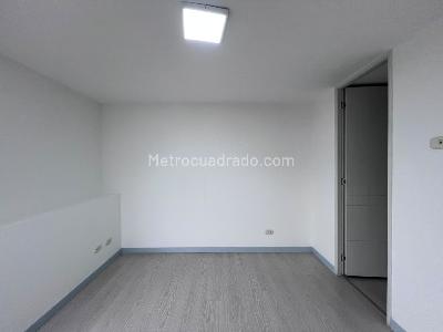 Apartamento de 3 alcobas en arriendo en Castropol, Medellín, 100 m² · foto 7 de 15