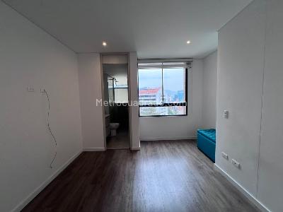 Apartamento de 2 alcobas en arriendo en Lalinde, Medellín, 95 m² · foto 10 de 13