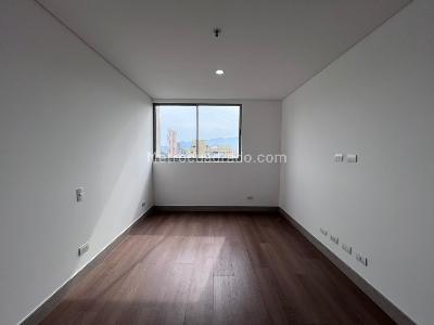 Apartamento de 3 alcobas en arriendo en La Florida, Medellín, 133 m² · foto 10 de 18