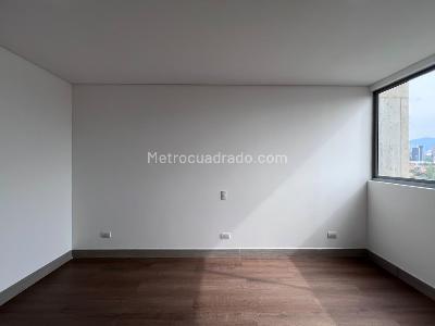 Apartamento de 3 alcobas en arriendo en La Florida, Medellín, 133 m² · foto 9 de 18