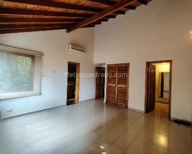Casa de 3 alcobas en venta en Santa María De Los Ángeles, Medellín, 220 m² · foto 10 de 19