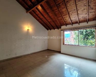 Casa de 3 alcobas en venta en Santa María De Los Ángeles, Medellín, 220 m² · foto 5 de 19
