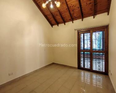 Casa de 3 alcobas en venta en Santa María De Los Ángeles, Medellín, 220 m² · foto 9 de 19