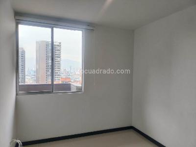 Apartamento de 3 alcobas en arriendo en Villa Carlota, Medellín, 94 m² · foto 12 de 17