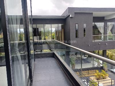 Casa de 4 alcobas en arriendo en Rionegro, Rionegro · foto 16 de 19