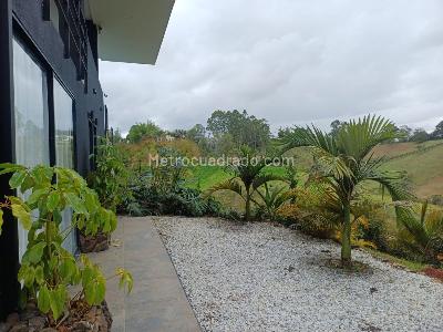 Casa de 4 alcobas en arriendo en Rionegro, Rionegro · foto 17 de 19