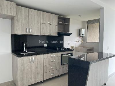 Apartamento de 3 alcobas en venta en Envigado, Envigado, 70 m² · foto 8 de 15