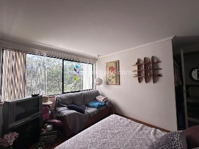 Apartamento de 4 alcobas en venta en El Diamante No. 2, Medellín, 242 m² · foto 11 de 19