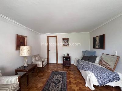 Apartamento de 4 alcobas en venta en El Diamante No. 2, Medellín, 242 m² · foto 12 de 19