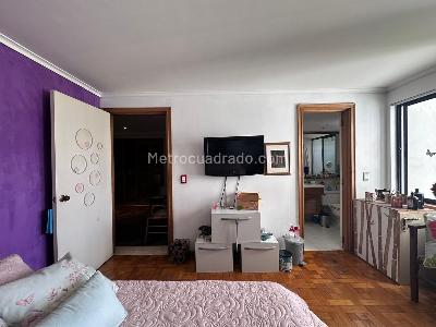 Apartamento de 4 alcobas en venta en El Diamante No. 2, Medellín, 242 m² · foto 16 de 19