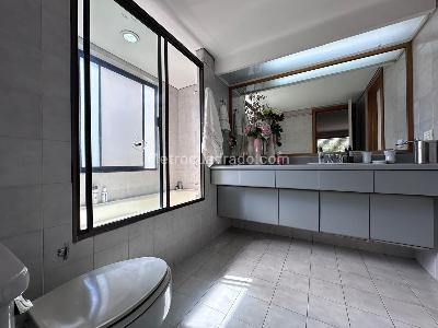 Apartamento de 4 alcobas en venta en El Diamante No. 2, Medellín, 242 m² · foto 17 de 19