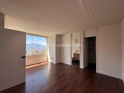Apartamento de 1 alcoba en venta en El Tesoro, Medellín, 70 m² · foto 11 de 15