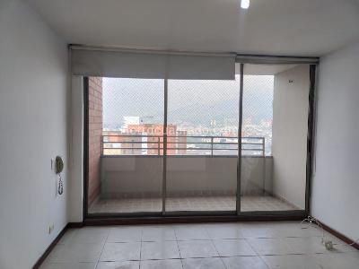 Apartamento de 3 alcobas en arriendo en Santa María De Los Ángeles, Medellín, 117 m² · foto 11 de 17