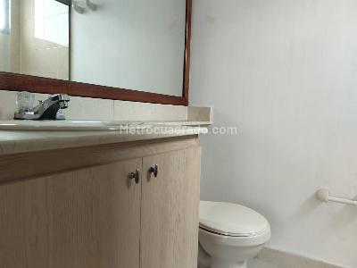 Apartamento de 3 alcobas en arriendo en Santa María De Los Ángeles, Medellín, 117 m² · foto 17 de 17