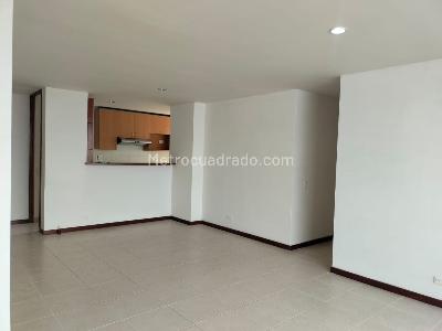 Apartamento de 3 alcobas en venta en Santa María De Los Ángeles, Medellín, 117 m² · foto 3 de 17