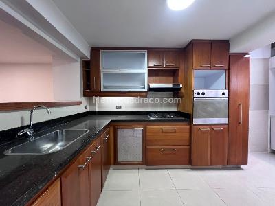 Casa de 2 alcobas en arriendo en Alejandría, Medellín, 138 m² · foto 5 de 17
