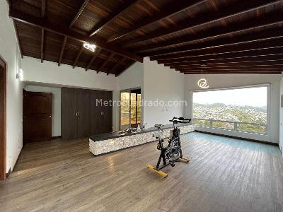 Casa de 4 alcobas en arriendo en Envigado, Envigado, 550 m² · foto 11 de 20