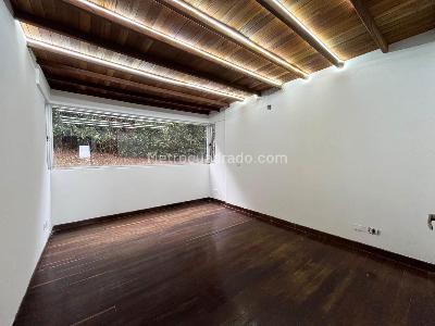 Casa de 4 alcobas en arriendo en Envigado, Envigado, 550 m² · foto 12 de 20