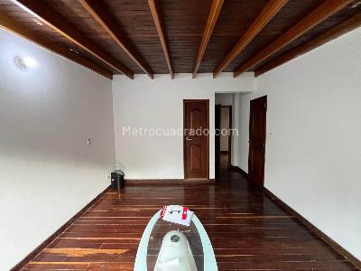 Casa de 4 alcobas en arriendo en Envigado, Envigado, 550 m² · foto 15 de 20