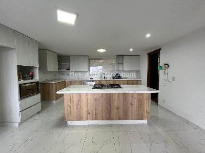Casa de 4 alcobas en arriendo en Envigado, Envigado, 550 m² · foto 5 de 20