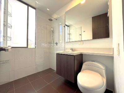 Apartamento de 3 alcobas en venta en Altos Del Poblado, Medellín, 80 m² · foto 11 de 11