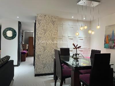 Apartamento de 2 alcobas en venta en Envigado, Envigado, 79 m² · foto 5 de 18