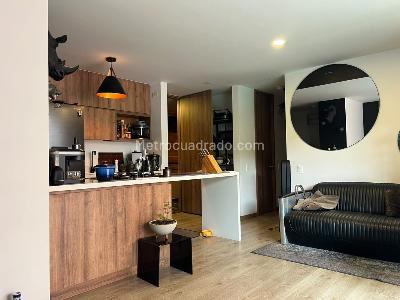 Apartamento de 2 alcobas en arriendo en Envigado, Envigado, 67 m² · foto 3 de 11