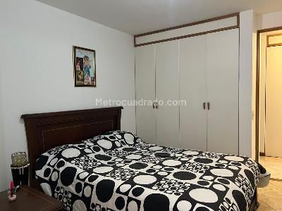 Apartamento de 3 alcobas en venta en El Poblado, Medellín, 89 m² · foto 11 de 18
