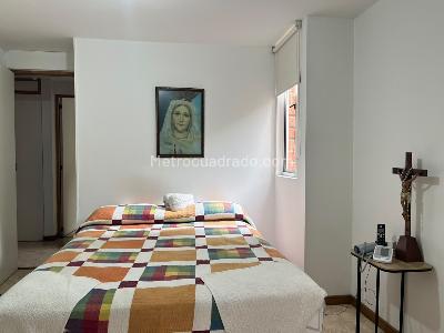 Apartamento de 3 alcobas en venta en El Poblado, Medellín, 89 m² · foto 13 de 18