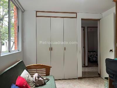 Apartamento de 3 alcobas en venta en El Poblado, Medellín, 89 m² · foto 16 de 18