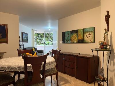 Apartamento de 3 alcobas en venta en El Poblado, Medellín, 89 m² · foto 3 de 18