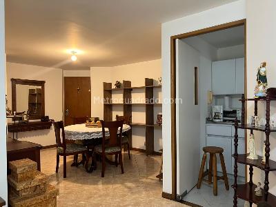 Apartamento de 3 alcobas en venta en El Poblado, Medellín, 89 m² · foto 4 de 18