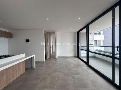 Apartamento de 1 alcoba en arriendo en Alejandría, Medellín, 67 m² · foto 3 de 12
