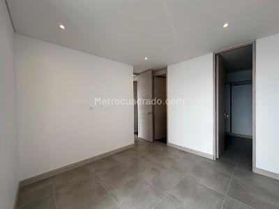 Apartamento de 1 alcoba en venta en Los Balsos, Medellín, 67 m² · foto 10 de 12