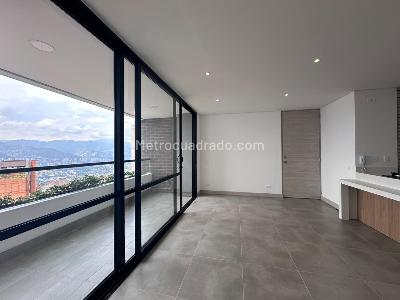 Apartamento de 1 alcoba en venta en Los Balsos, Medellín, 67 m² · foto 4 de 12